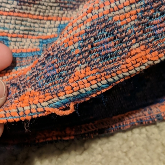 Tribal Pattern embroidered skater skirt - Picture 5 of 6